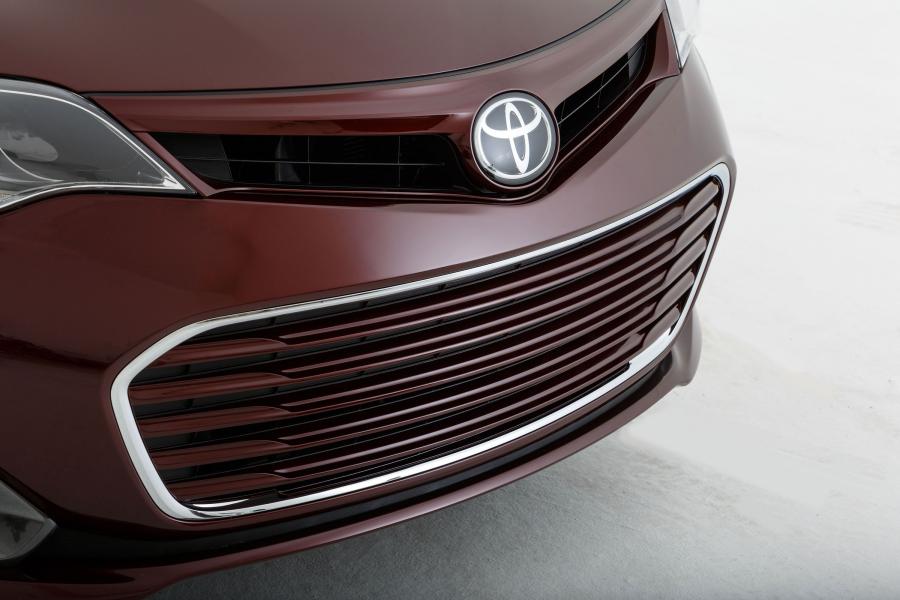 Детали экстерьера Toyota Avalon TRD Edition 2012 года  (фото 9 из 14)
